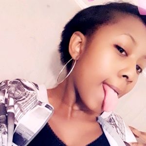 Meet your Posher, Raina